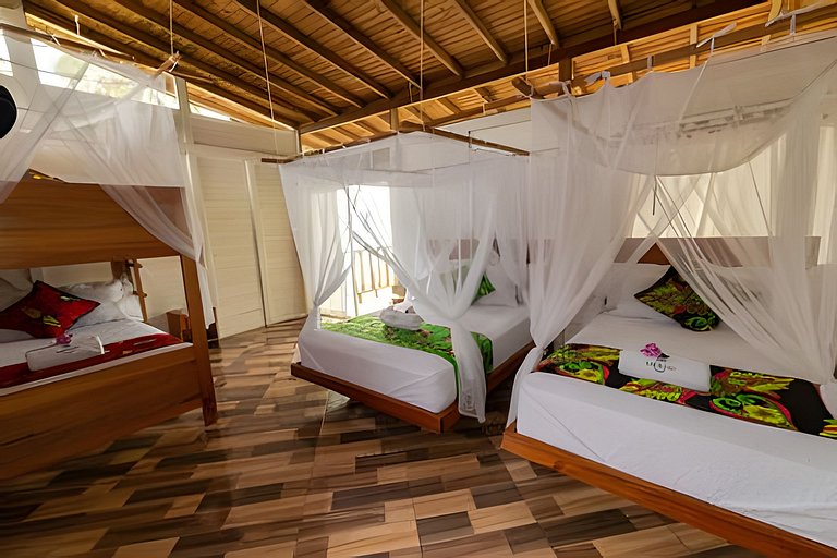 A cozy place in Nuquí, just steps from the beach.