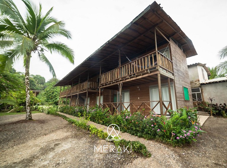 A cozy place in Nuquí, just steps from the beach.