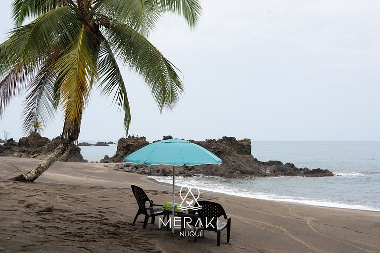A cozy place in Nuquí, just steps from the beach.