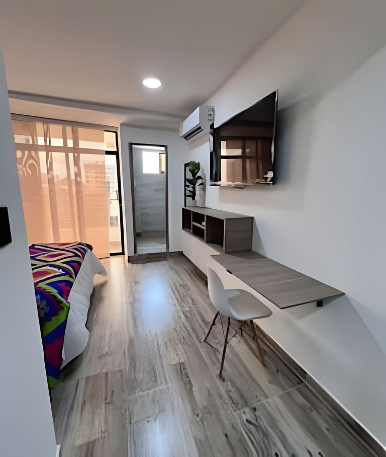 Comfortable 1BR @Choco with Queen Bed & WIFI