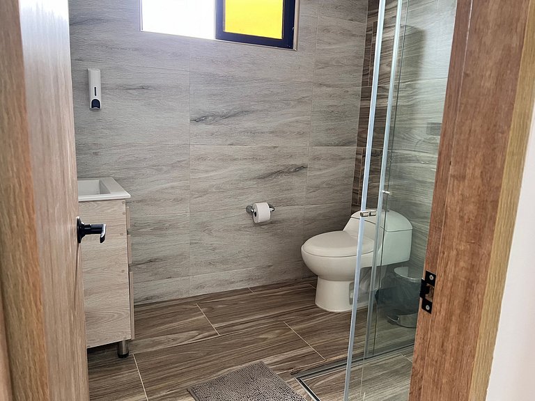 Comfortable 1BR @Choco with Queen Bed & WIFI