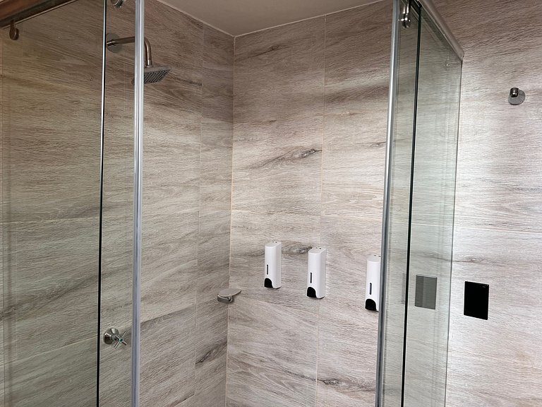 Comfortable 1BR @Choco with Queen Bed & WIFI