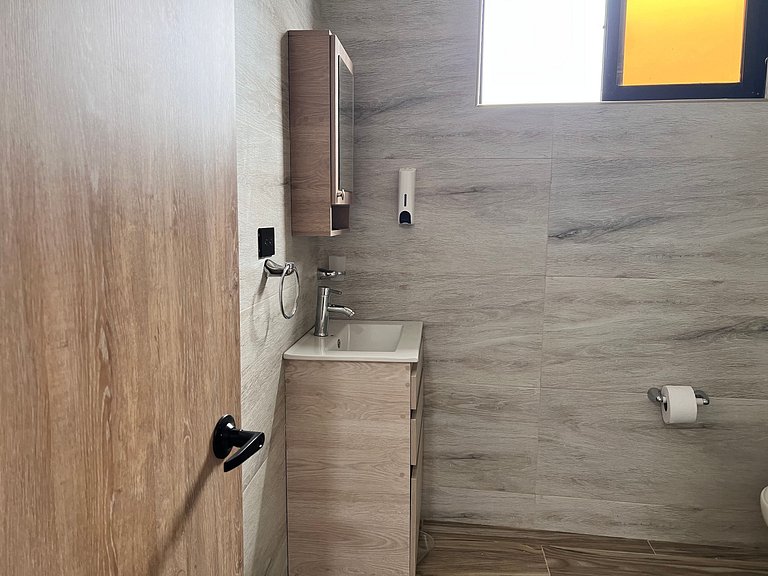 Comodo 1BR @Quibdo con Cama Queen & Lavadora